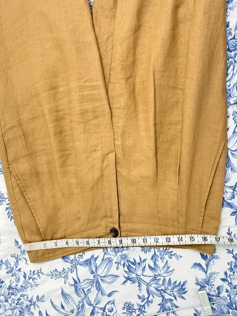 Banana Republic Men's Pleated Linen Pants - Tan